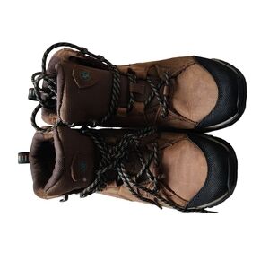 Ariat waterproof boots Women's Size 8